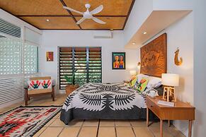 Spindrift Villa