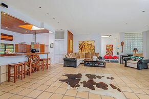 Spindrift Villa