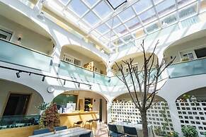 TRANQUIL HOUSE