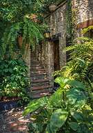 La Casa del Guamúchil