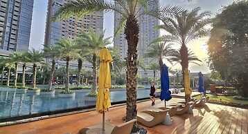 By The Pool By SanLiving - 3BR - PIK