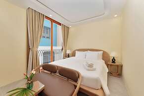 Santori Hòn Thơm Hotel