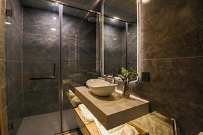 Anstay Marina Hotel Ha Long