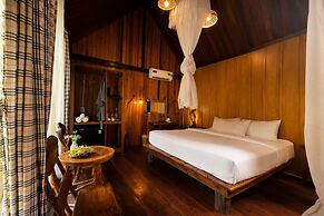 Mekong Silt Ecolodge