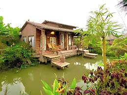 Mekong Silt Ecolodge