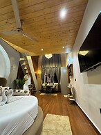 Advaya Stays - A Luxury Retreat