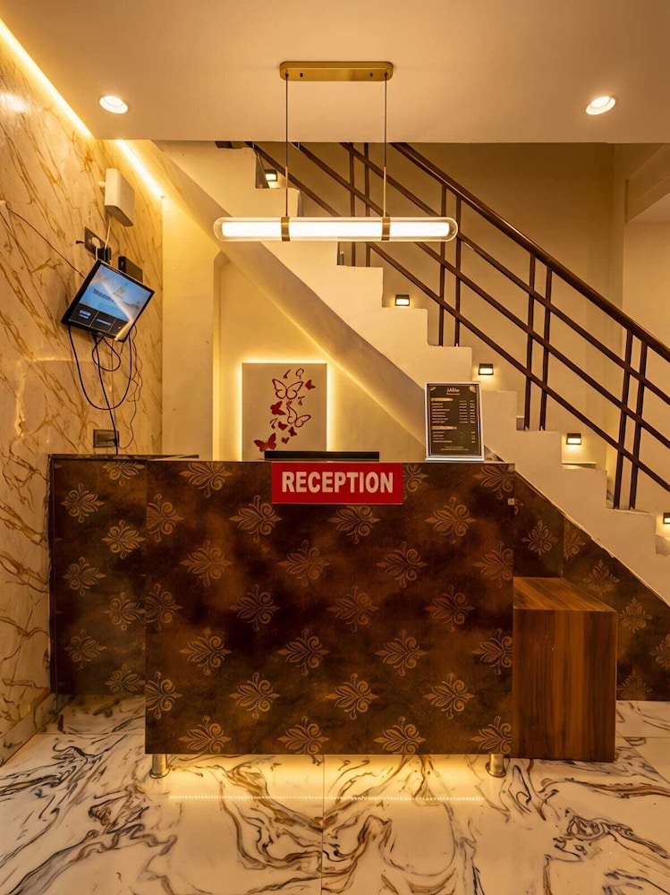 AV Grand Hotel