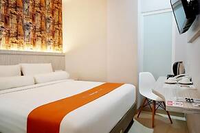 Front One Hotel Sragen