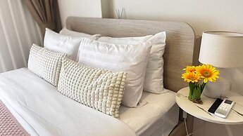 2 BR Dcondo Reef Phuket By Ploy
