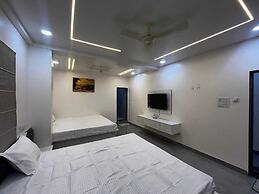 Hotel Tulsi