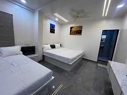 Hotel Tulsi