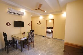 Kedar Inn By Rovers Nest