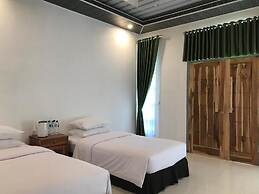 Pohon Purba Resort & Restaurant