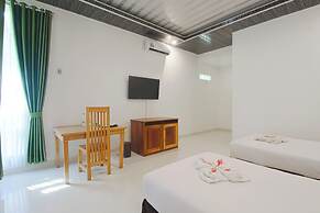 Pohon Purba Resort & Restaurant