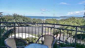 The Breakers Yamba