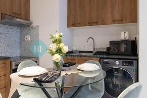 Bloomfields Stylish 1BR In Oasis Mas