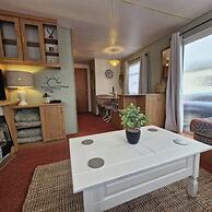 Palm Court - 3 Bed, Heated Pool, Parking, Nr Beach