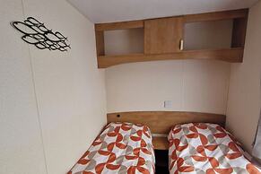 Palm Court - 3 Bed, Heated Pool, Parking, Nr Beach