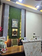 Royal Hotel