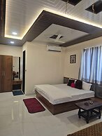 Royal Hotel