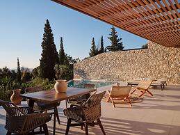 Doci Kelios Suites with private pool