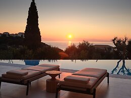 Doci Kelios Suites with private pool