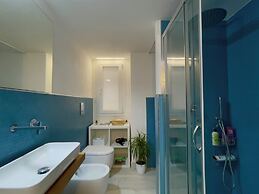 Marina Beach Apartments