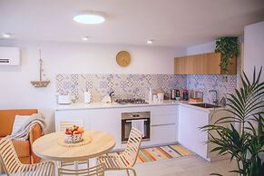Marina Beach Apartments