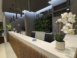 Floris Hotel
