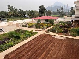 Gold Mountain Wellness Resort