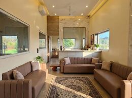 Saapna Resort & Boat Club