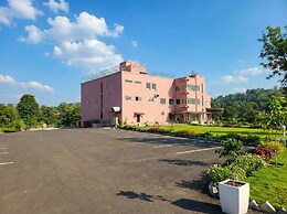 Saapna Resort & Boat Club