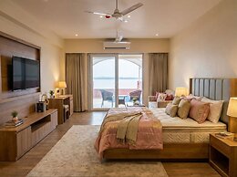 Saapna Resort & Boat Club