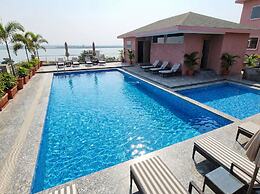 Saapna Resort & Boat Club