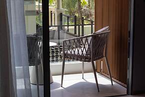 Beachfront 5122 Building C Modern 2BR Suite
