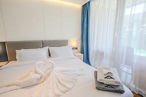 Beachfront 257 D One-bedroom Residence