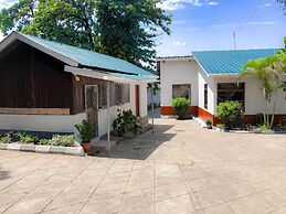 Moshi Green Lodge