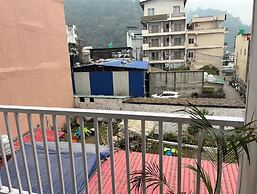 Yog Namah Hotel & Cafe