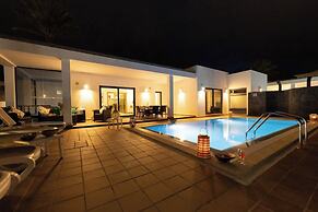 Villas Mamma Mia A Pool Heat Private