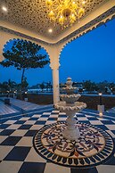 Maruwas luxury retreat