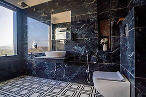 Maruwas luxury retreat
