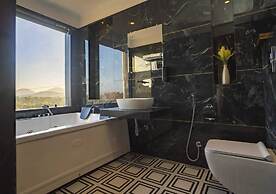 Maruwas luxury retreat