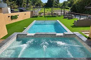 The Hive Boutique Hotel