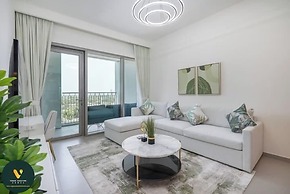 Vogue | Downtown with Direct Access to Dubai Mall