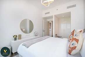 Vogue | Downtown with Direct Access to Dubai Mall