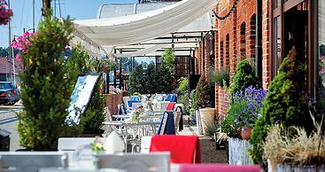 Armada Hotel