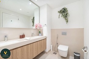 Vogue | Downtown with Direct Access to Dubai Mall