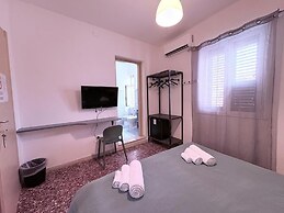 A due Passi Dal Centro