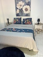 olivias village room