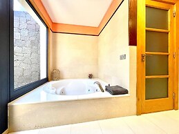 Playas Blanca Pool Private Villas